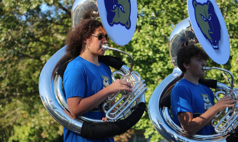 Brentwood High students celebrate during homecoming parade